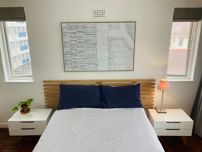 1 Bedroom Property for Sale in Sea Point Western Cape